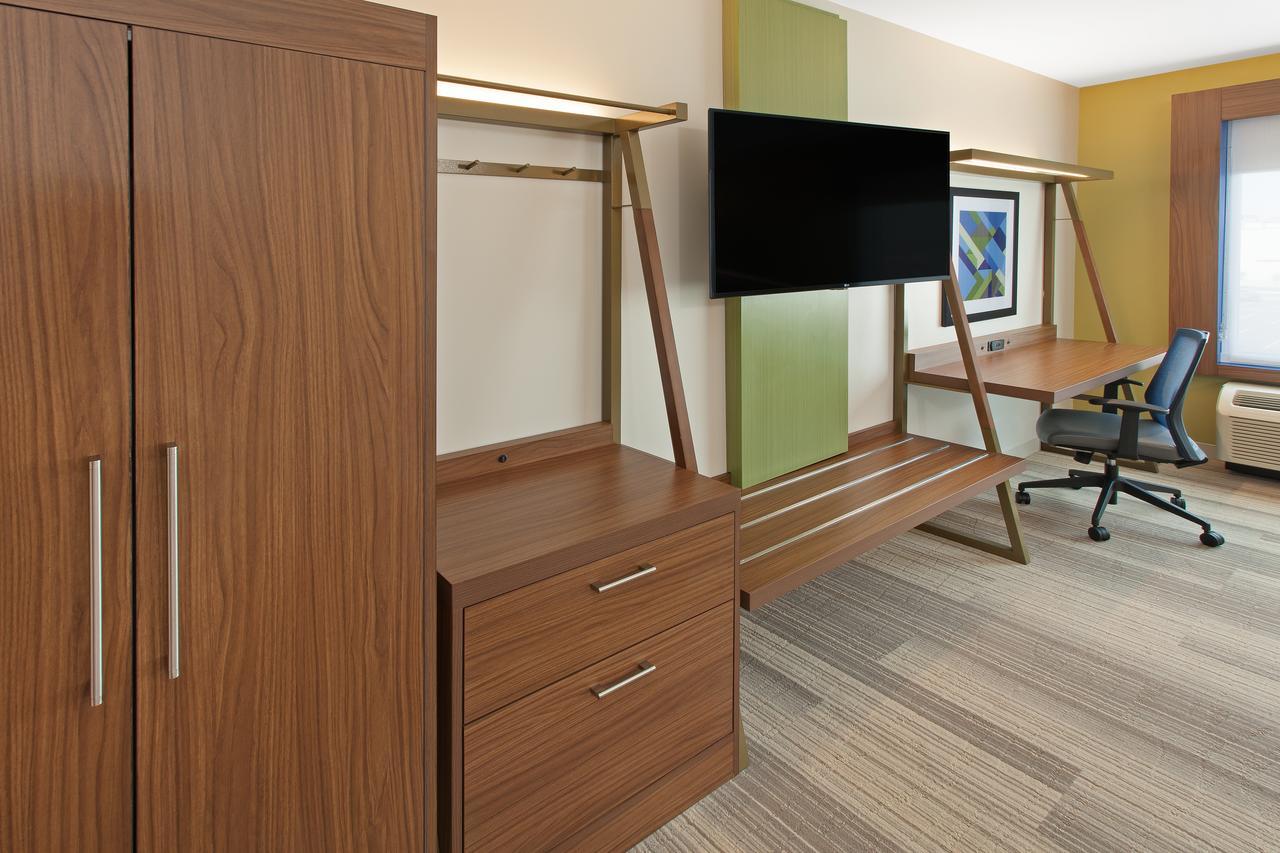 Holiday Inn Express & Suites - Sterling Heights-Detroit Area By Ihg Dış mekan fotoğraf
